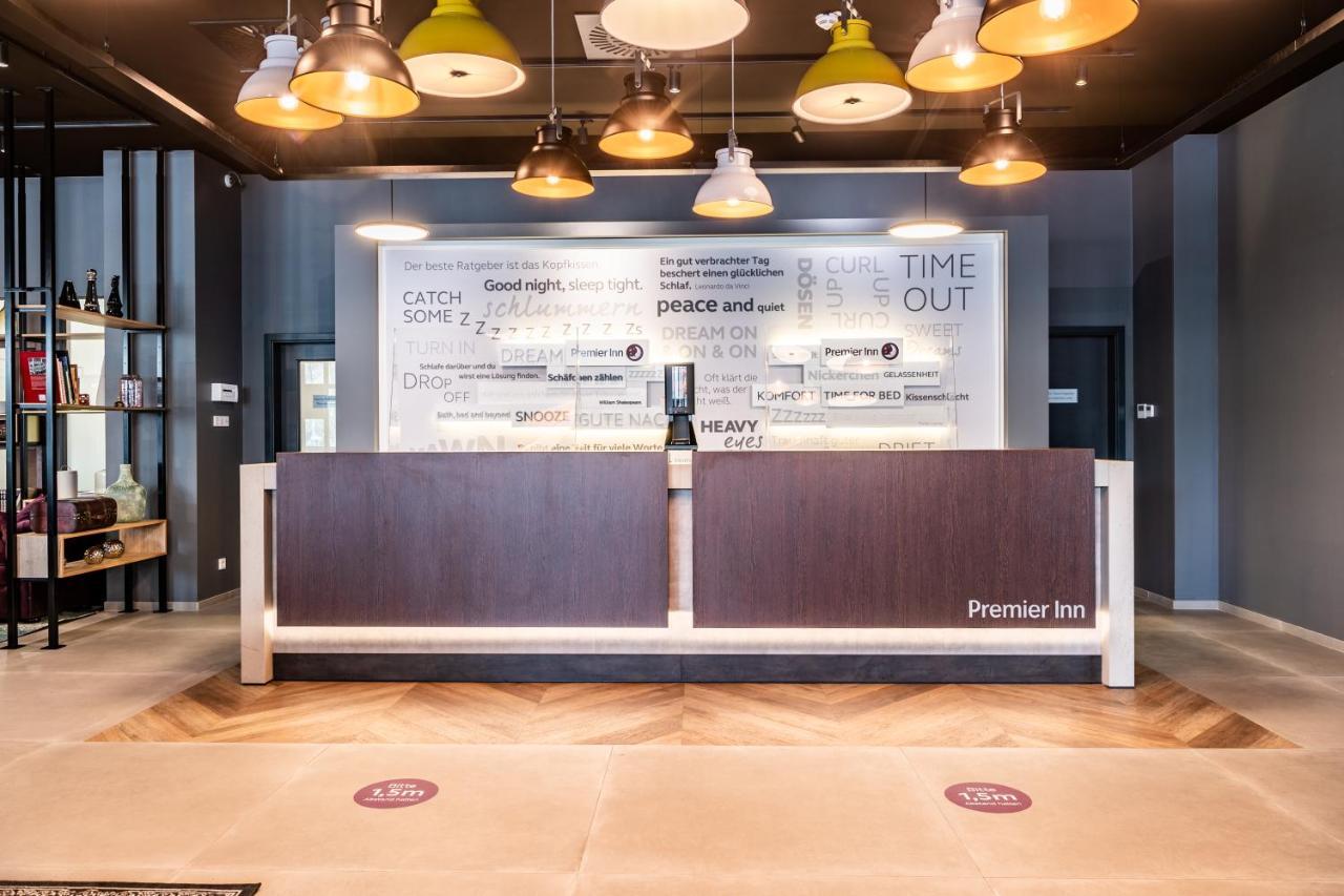 Premier Inn Wuppertal City Centre 외부 사진
